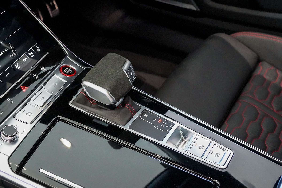 2025 Audi RS7 Performance 4K
