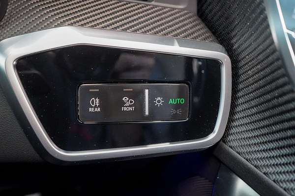 2025 Audi RS7 Performance 4K