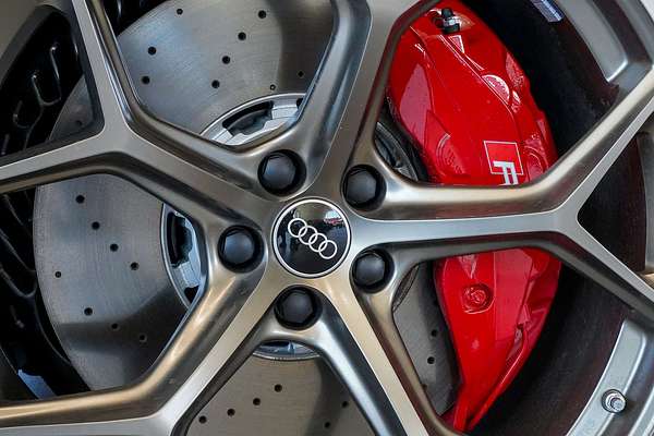 2025 Audi RS7 Performance 4K