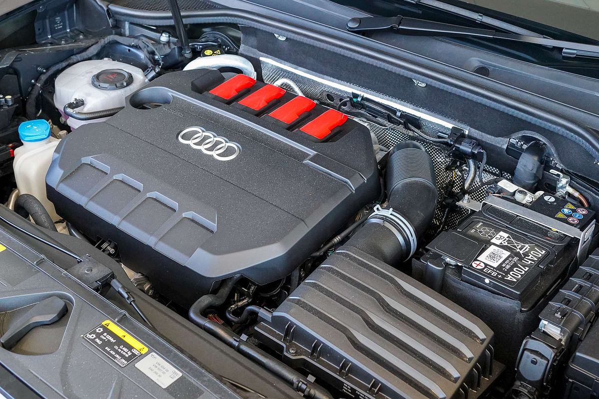 2024 Audi SQ2 GA