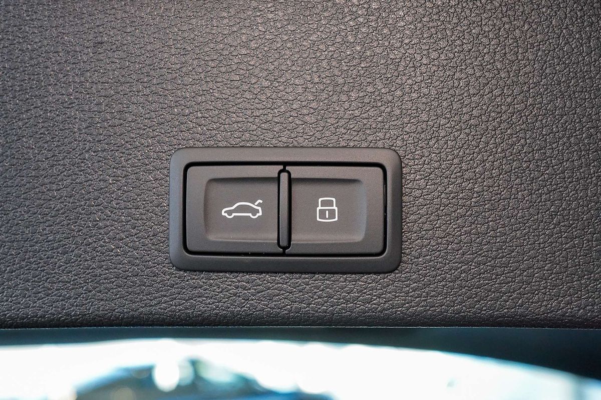 2024 Audi SQ2 GA