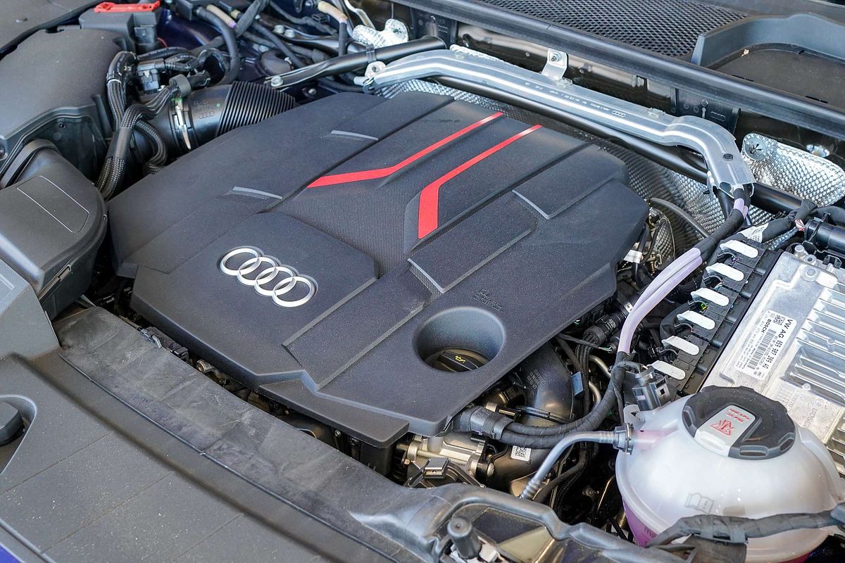 2024 Audi SQ5 TDI FY