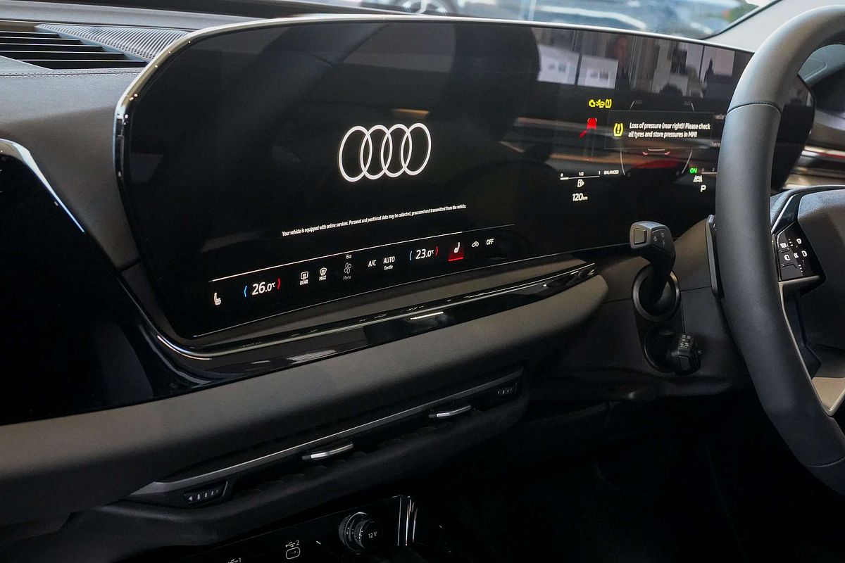 2025 Audi A5 TFSI 150kW S line B10