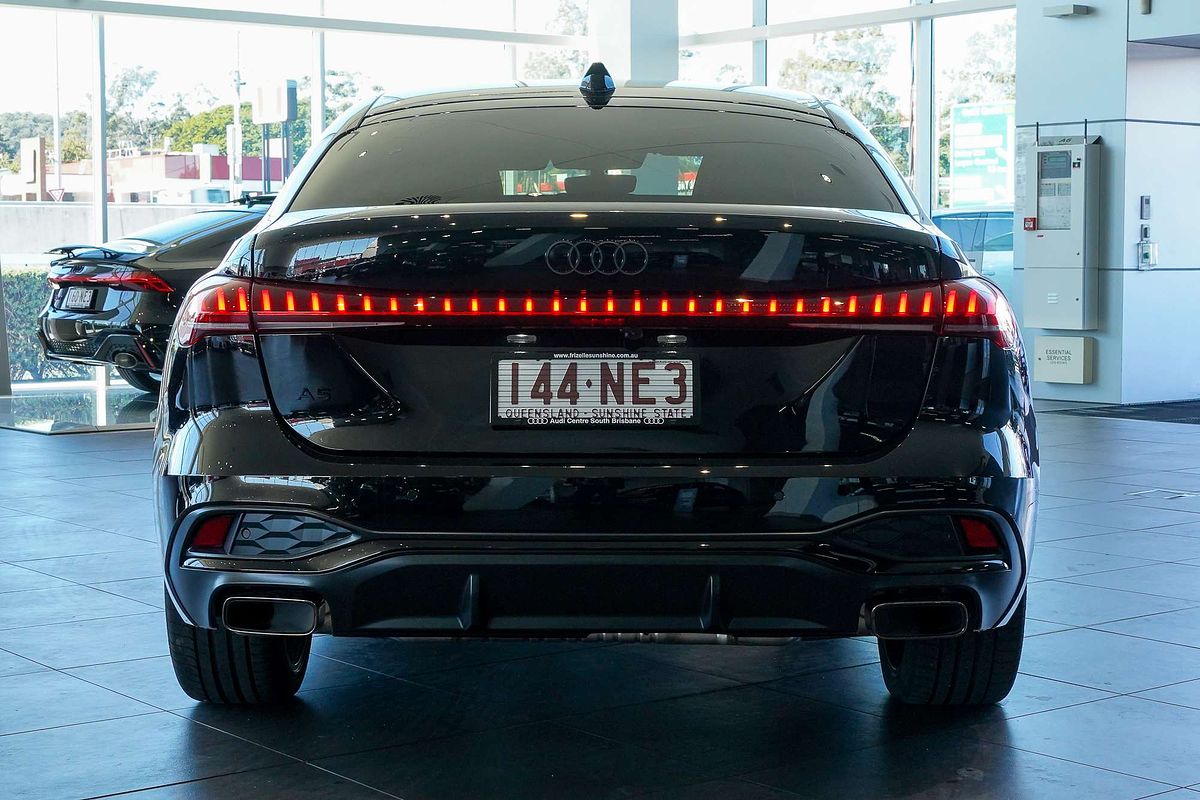 2025 Audi A5 TFSI 150kW S line B10