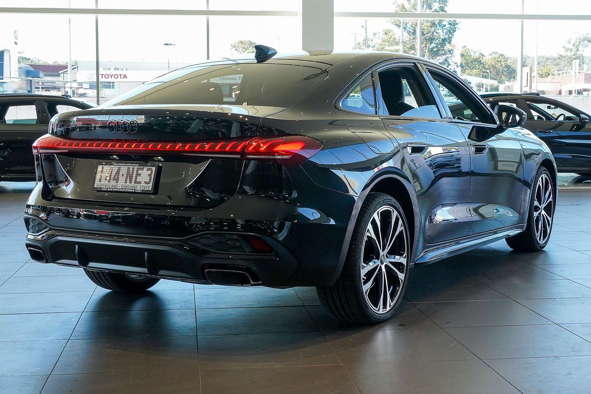 2025 Audi A5 TFSI 150kW S line B10