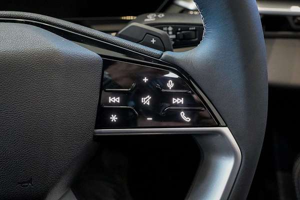 2025 Audi A5 TFSI 150kW S line B10