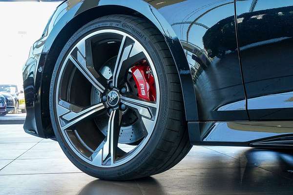 2024 Audi RS5 F5