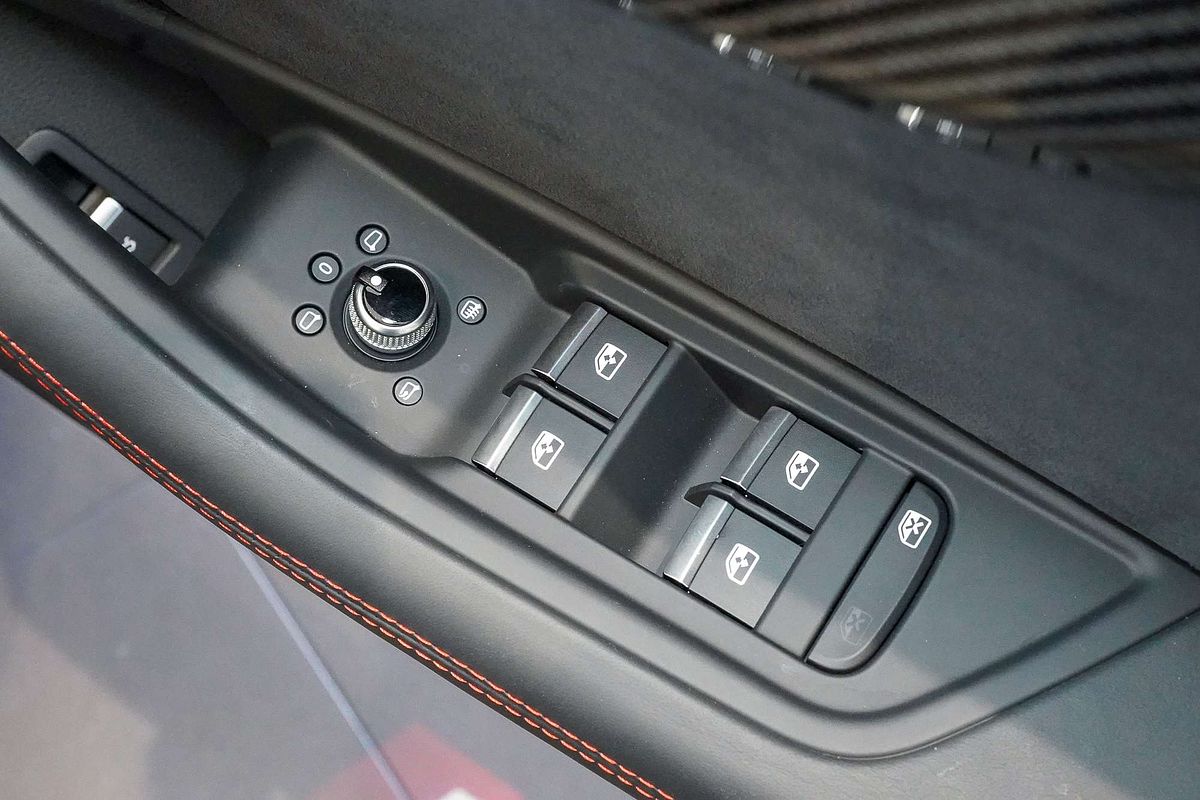 2024 Audi RS5 F5