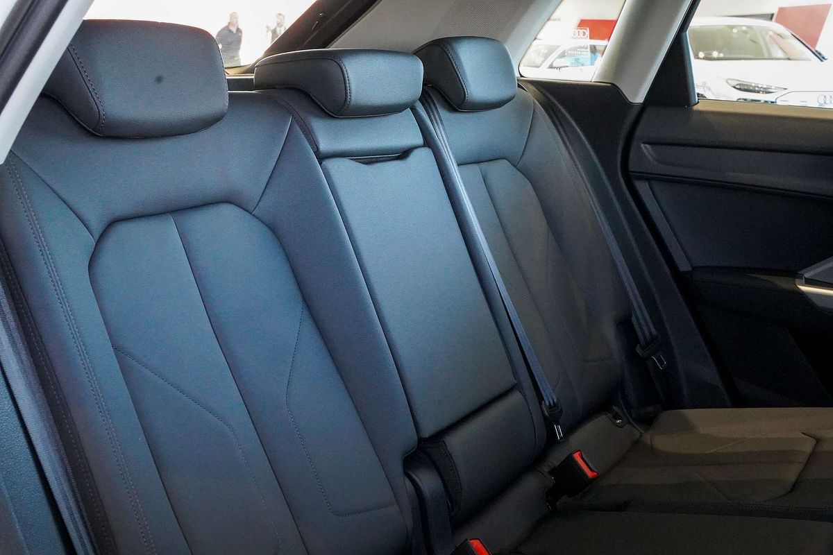 2024 Audi Q3 35 TFSI F3