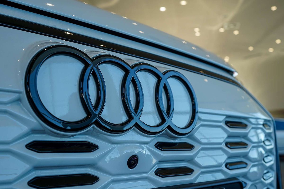 2025 Audi Q6 e-tron Performance GF