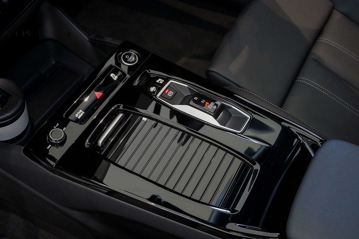 2025 Audi Q6 e-tron Performance GF
