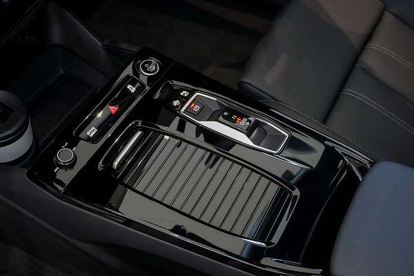 2025 Audi Q6 e-tron Performance GF
