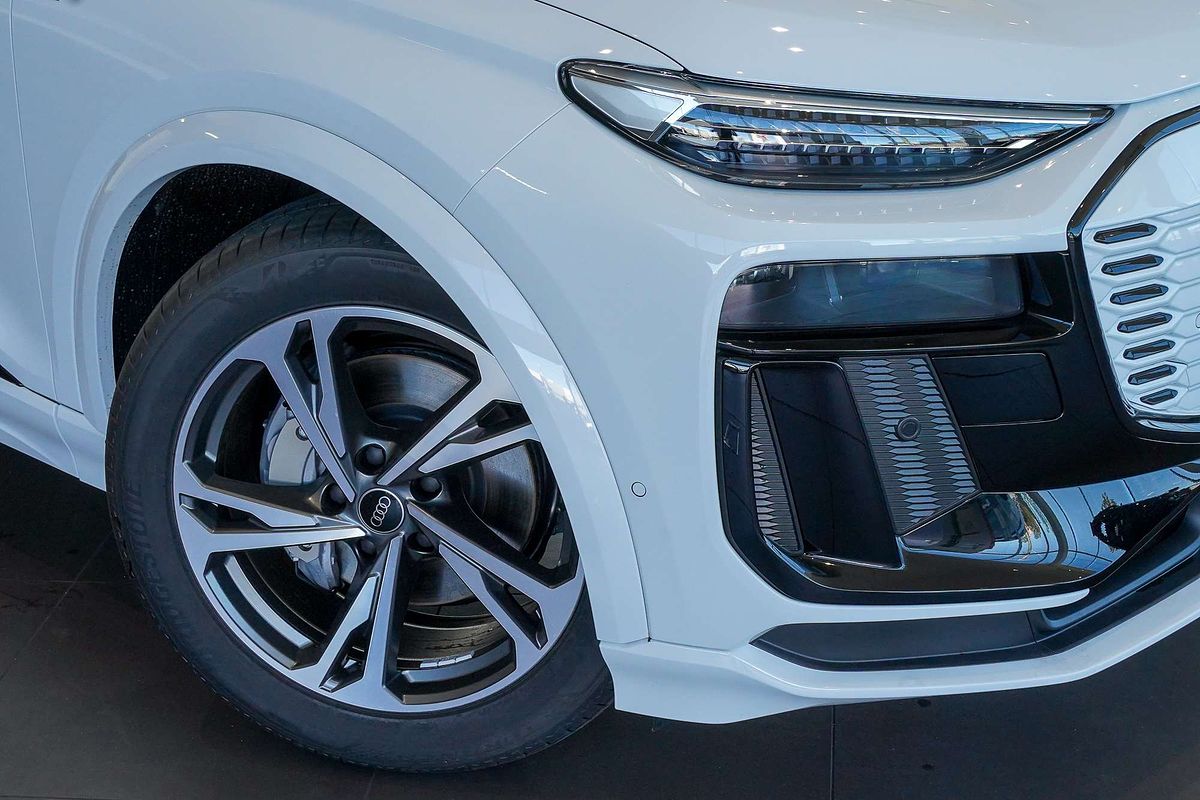 2025 Audi Q6 e-tron Performance GF