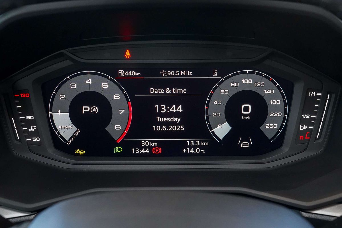 2024 Audi A1 40 TFSI S line GB