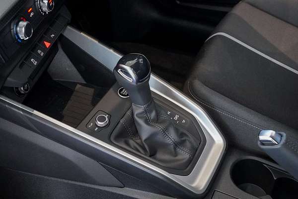 2024 Audi A1 40 TFSI S line GB