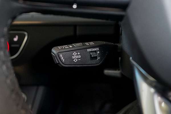 2024 Audi Q5 40 TDI Sport FY