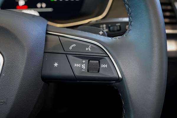 2024 Audi Q5 40 TDI Sport FY
