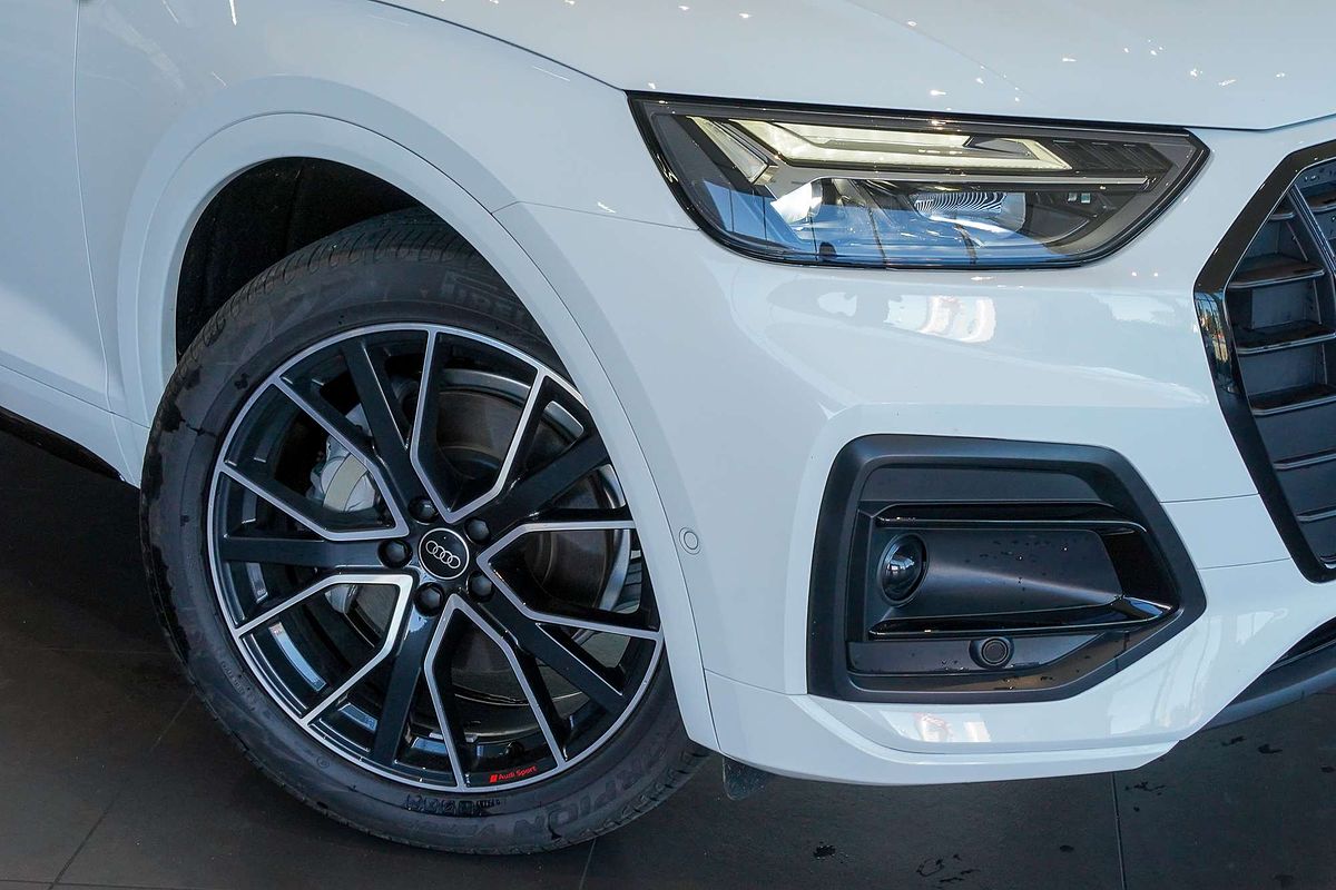 2024 Audi Q5 40 TDI Sport FY