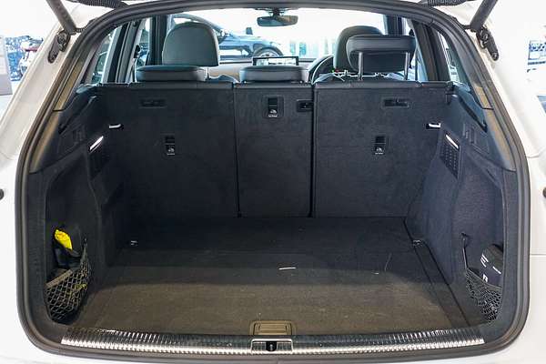 2024 Audi Q5 40 TDI Sport FY