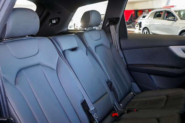 2024 Audi Q7 55 TFSI S line 4M