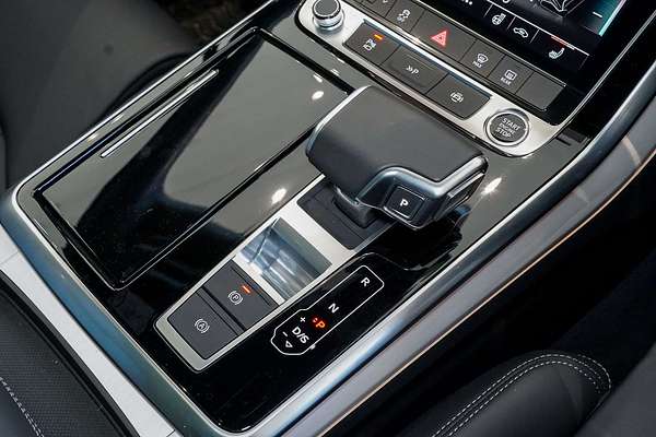 2024 Audi Q7 55 TFSI S line 4M