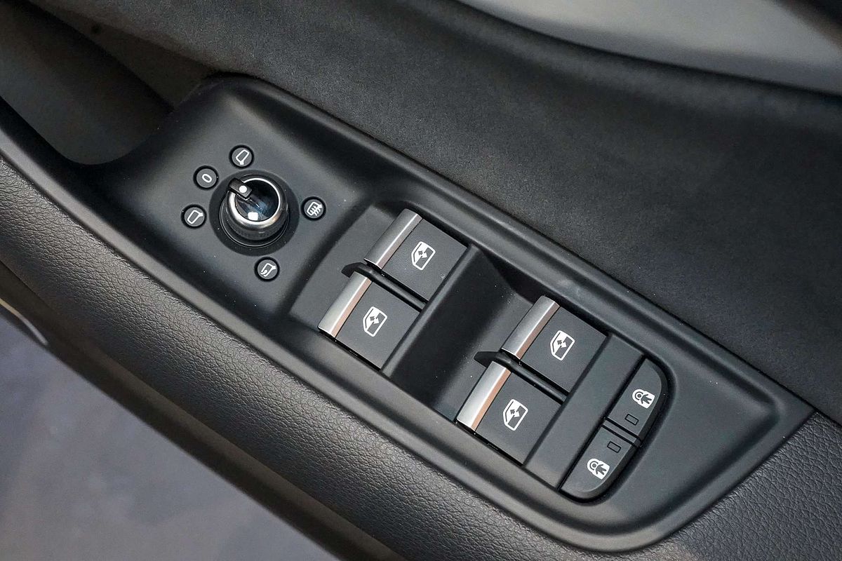 2024 Audi Q7 55 TFSI S line 4M