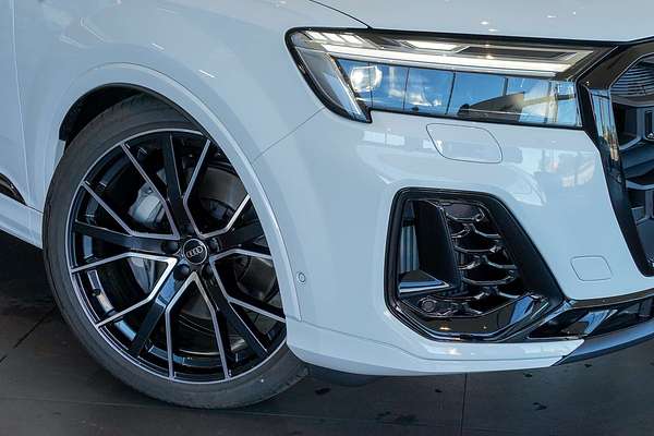 2024 Audi Q7 55 TFSI S line 4M