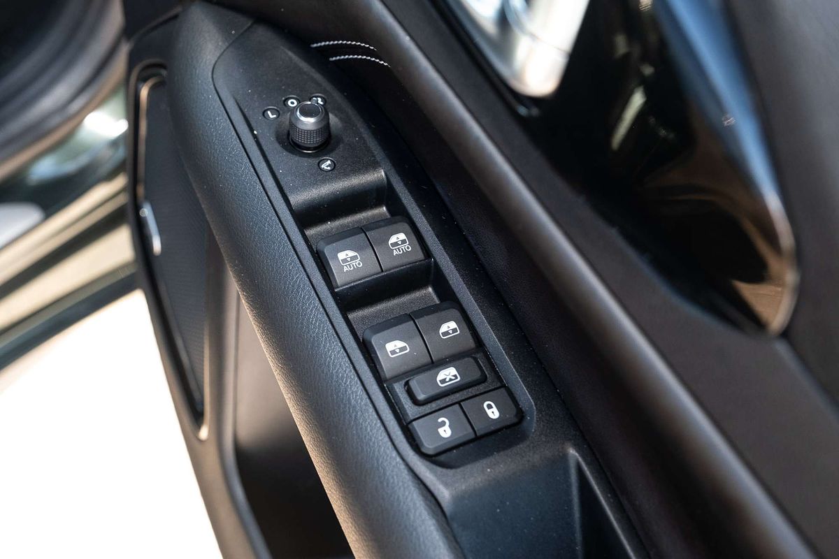 2022 Jeep Compass S-Limited M6
