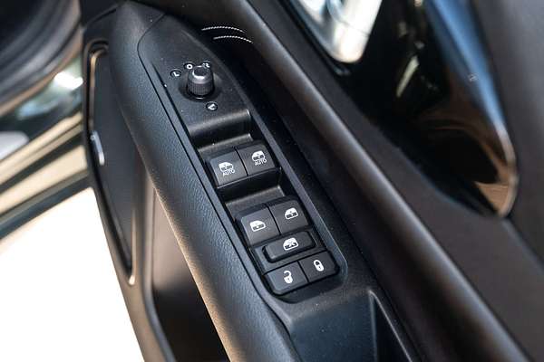 2022 Jeep Compass S-Limited M6