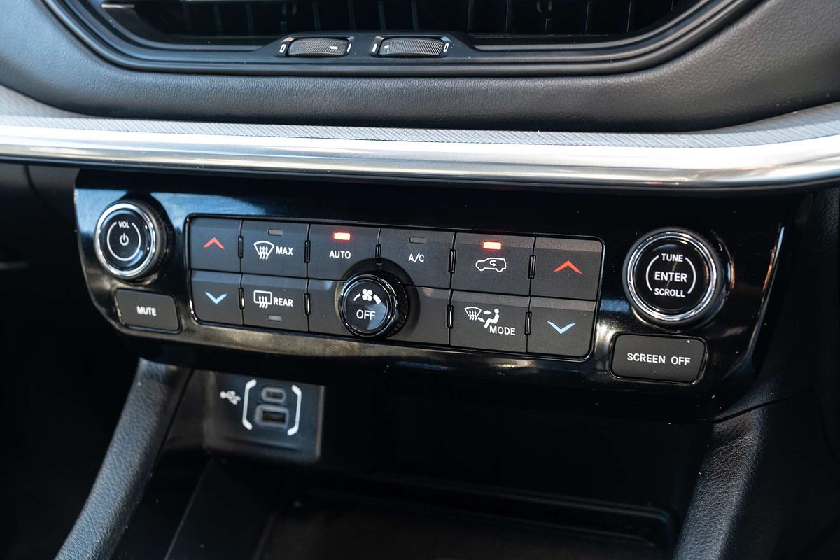 2022 Jeep Compass S-Limited M6