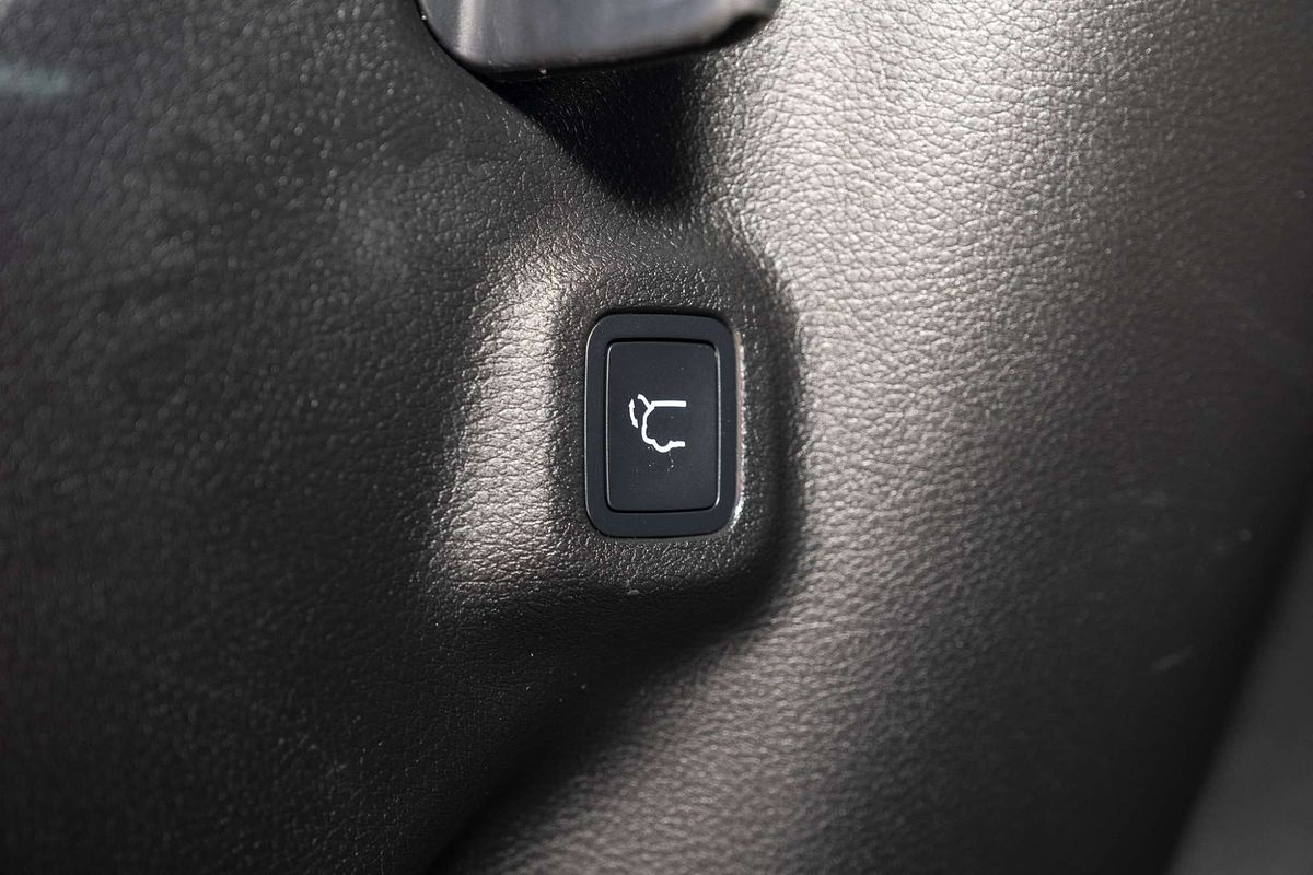 2022 Jeep Compass S-Limited M6