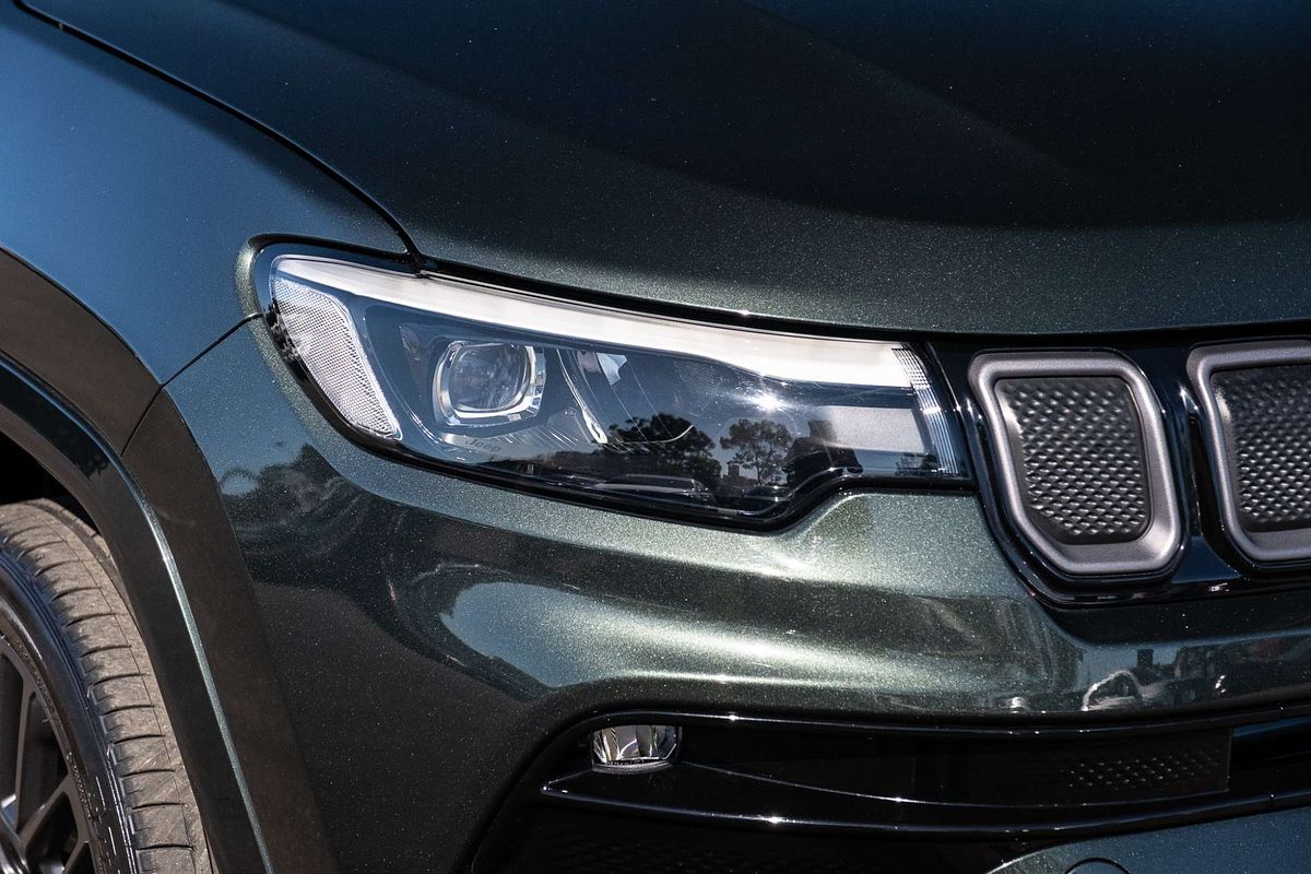 2022 Jeep Compass S-Limited M6