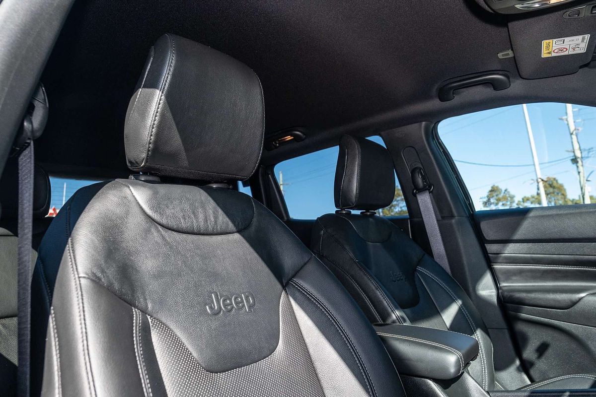 2022 Jeep Compass S-Limited M6