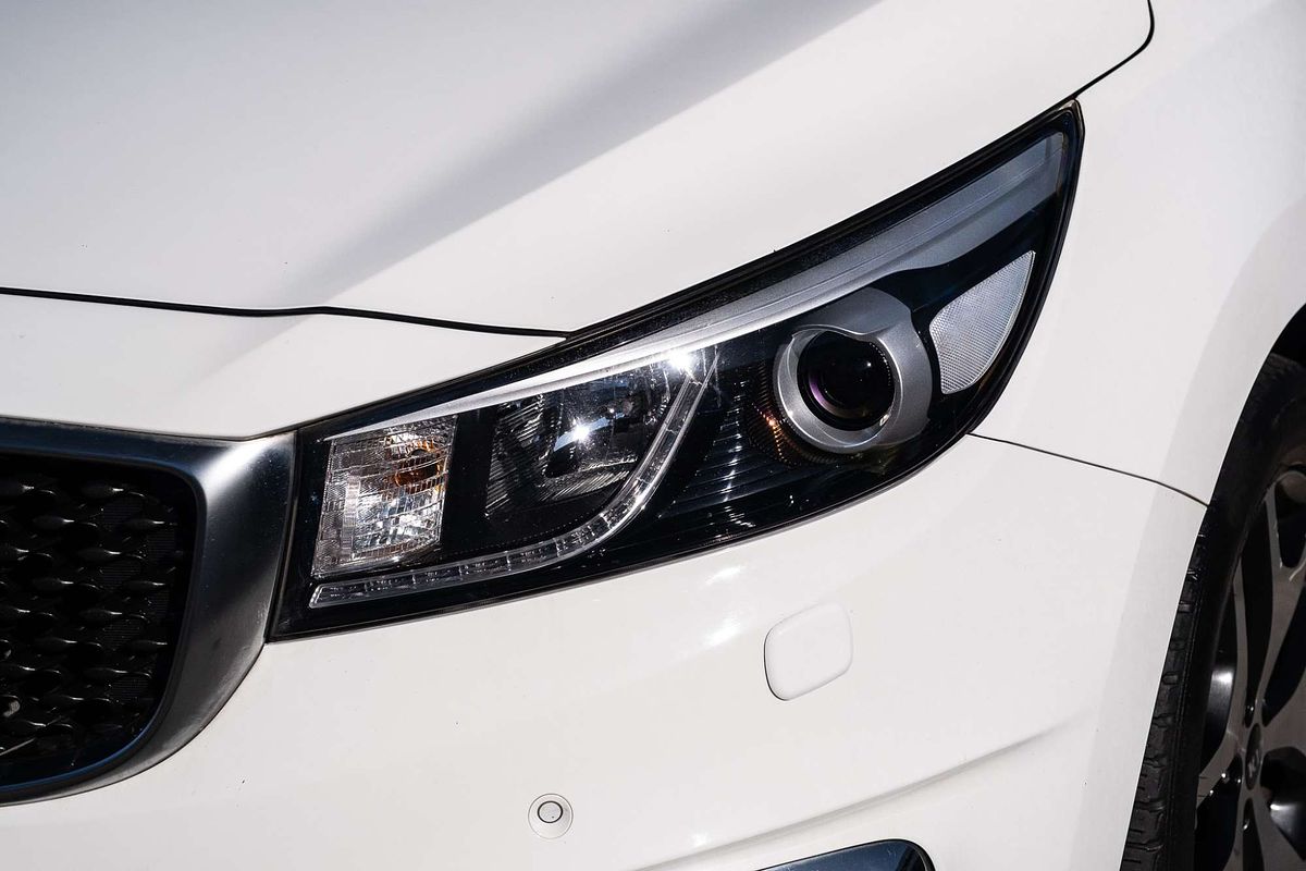 2015 Kia Carnival Platinum YP