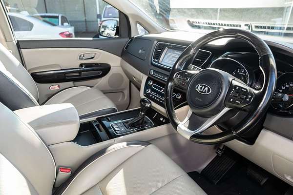 2015 Kia Carnival Platinum YP