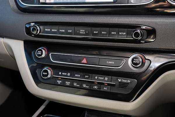 2015 Kia Carnival Platinum YP