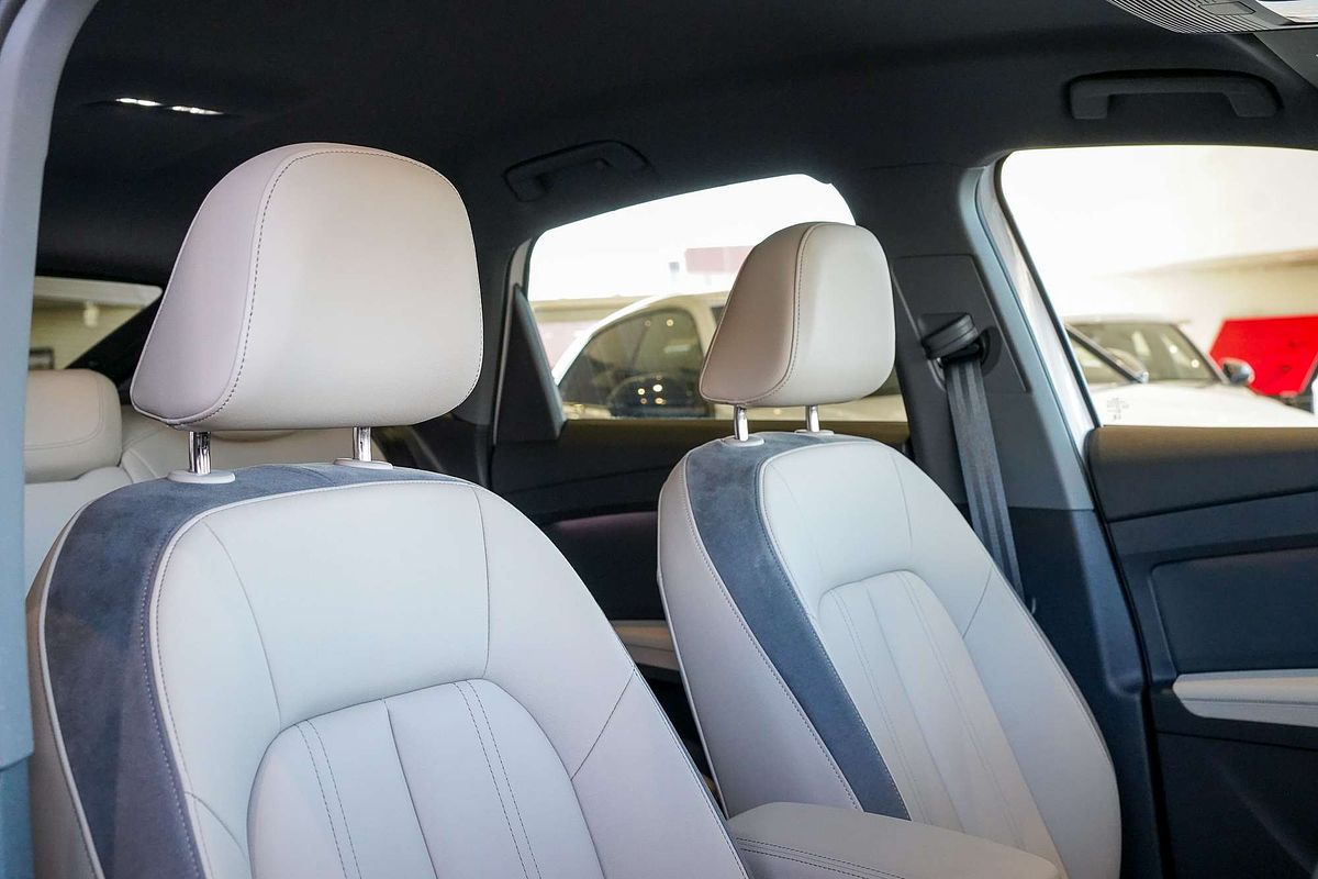 2024 Audi Q4 e-tron 45 F4