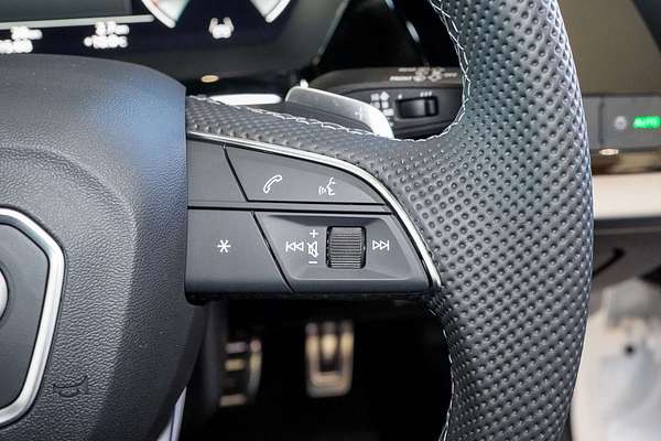 2025 Audi A3 35 TFSI S line GY