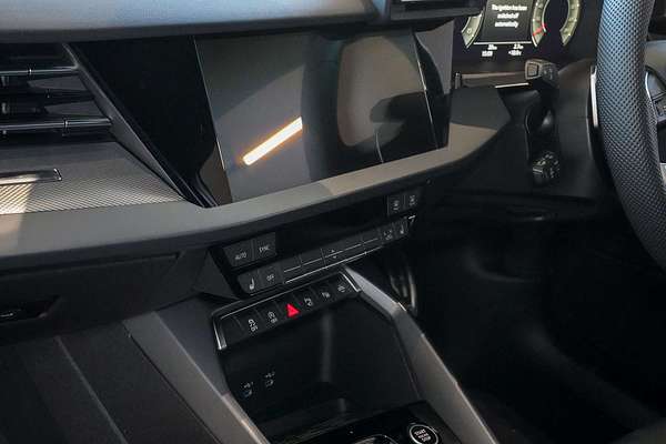 2025 Audi A3 35 TFSI S line GY