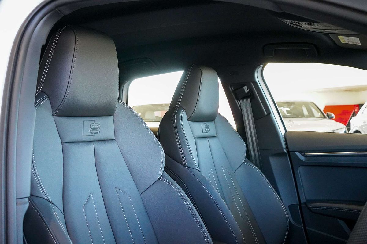 2025 Audi A3 35 TFSI S line GY