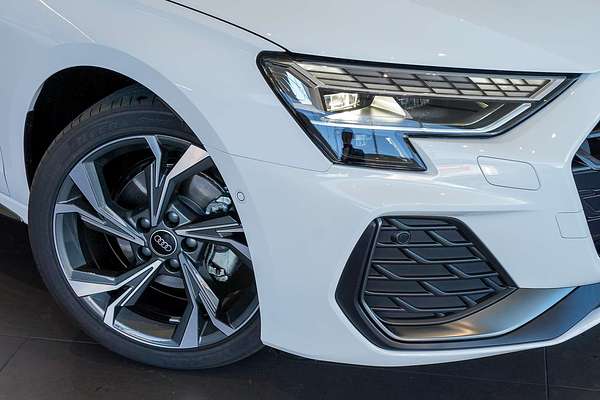 2025 Audi A3 35 TFSI S line GY