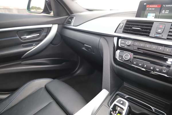 2018 BMW 3 Series 320i M Sport F30 LCI