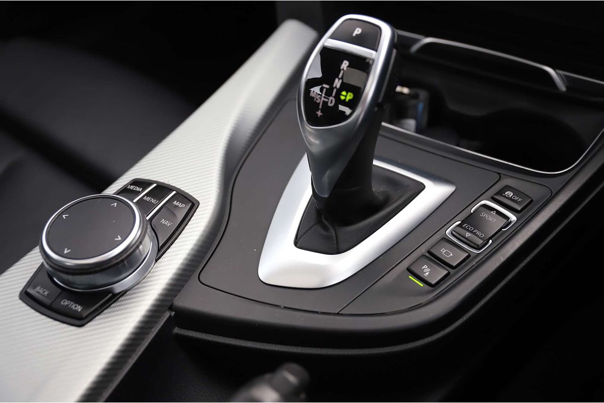 2018 BMW 3 Series 320i M Sport F30 LCI