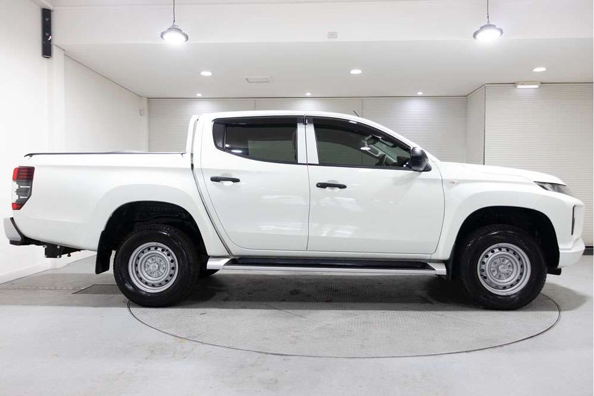 2021 Mitsubishi Triton GLX MR Rear Wheel Drive