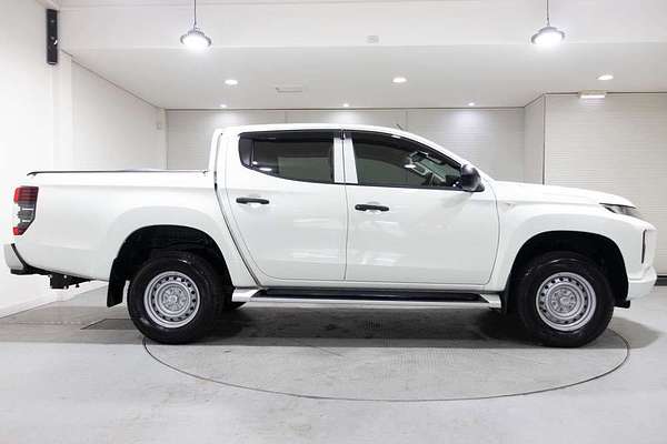 2021 Mitsubishi Triton GLX MR Rear Wheel Drive