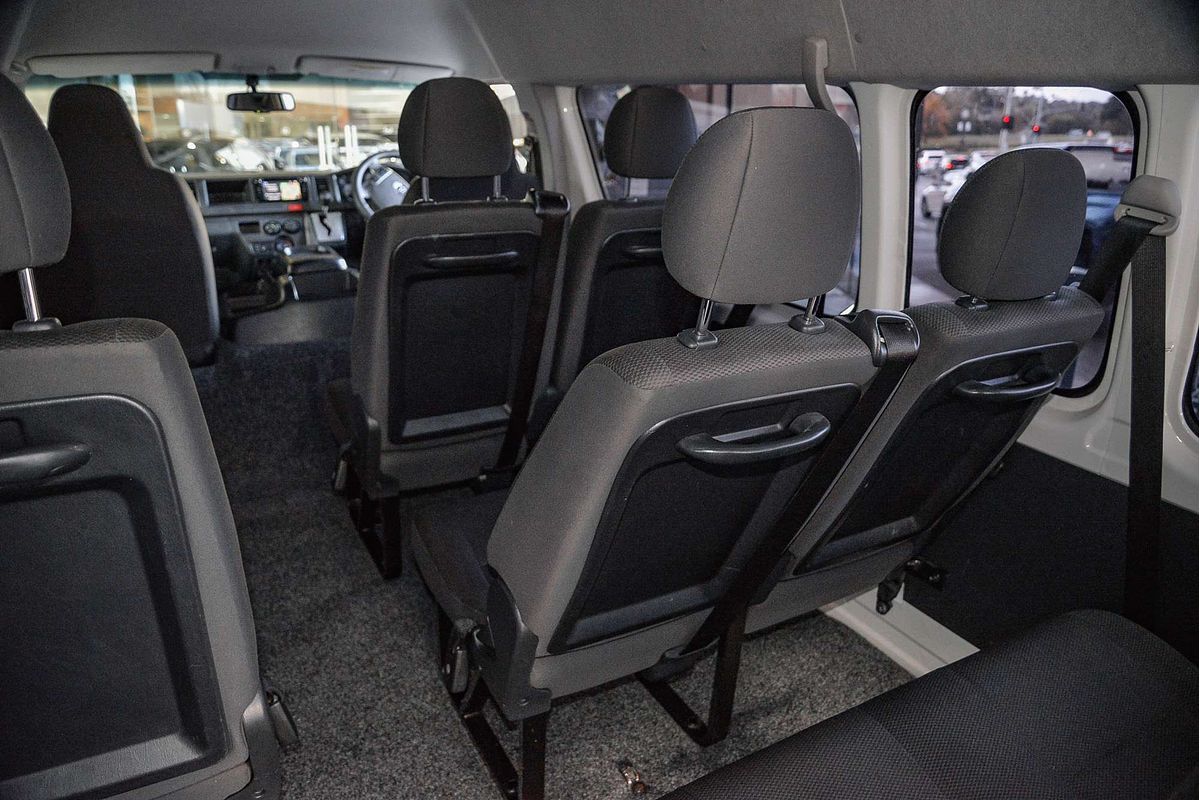 2018 Toyota Hiace Commuter KDH223R