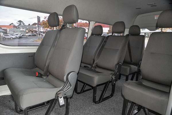 2018 Toyota Hiace Commuter KDH223R