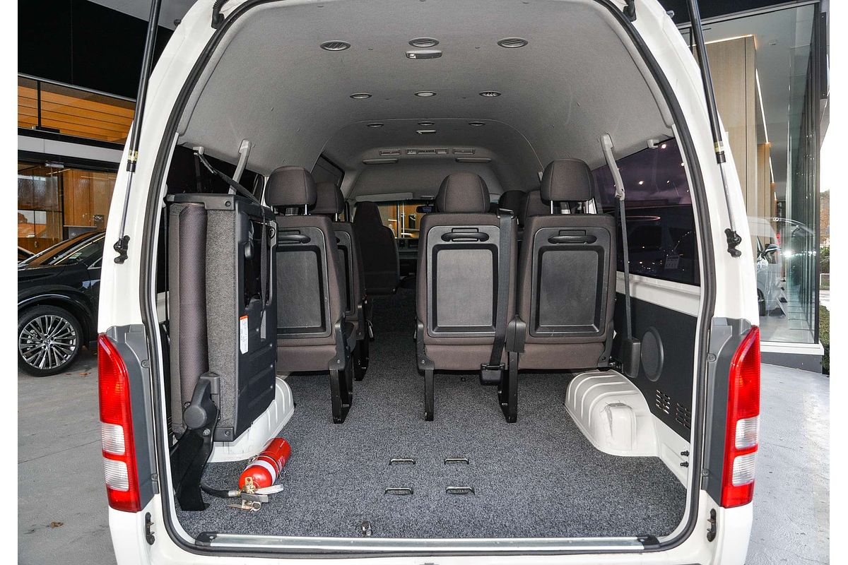 2018 Toyota Hiace Commuter KDH223R