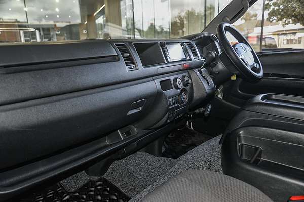 2018 Toyota Hiace Commuter KDH223R