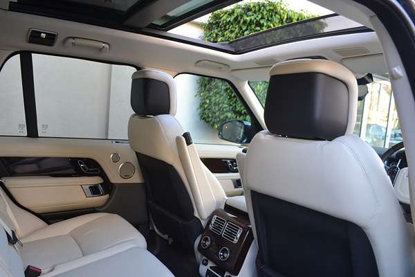 2021 Land Rover Range Rover D300 Vogue L405